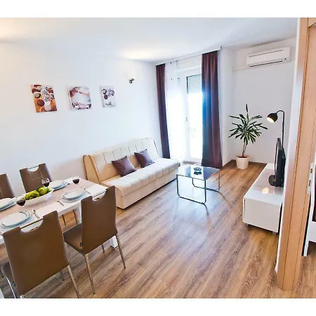 Lejlighed Lavanda Apartman